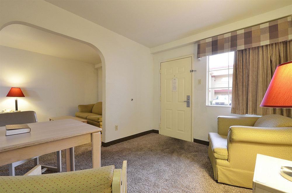 Peers Hotel Austin