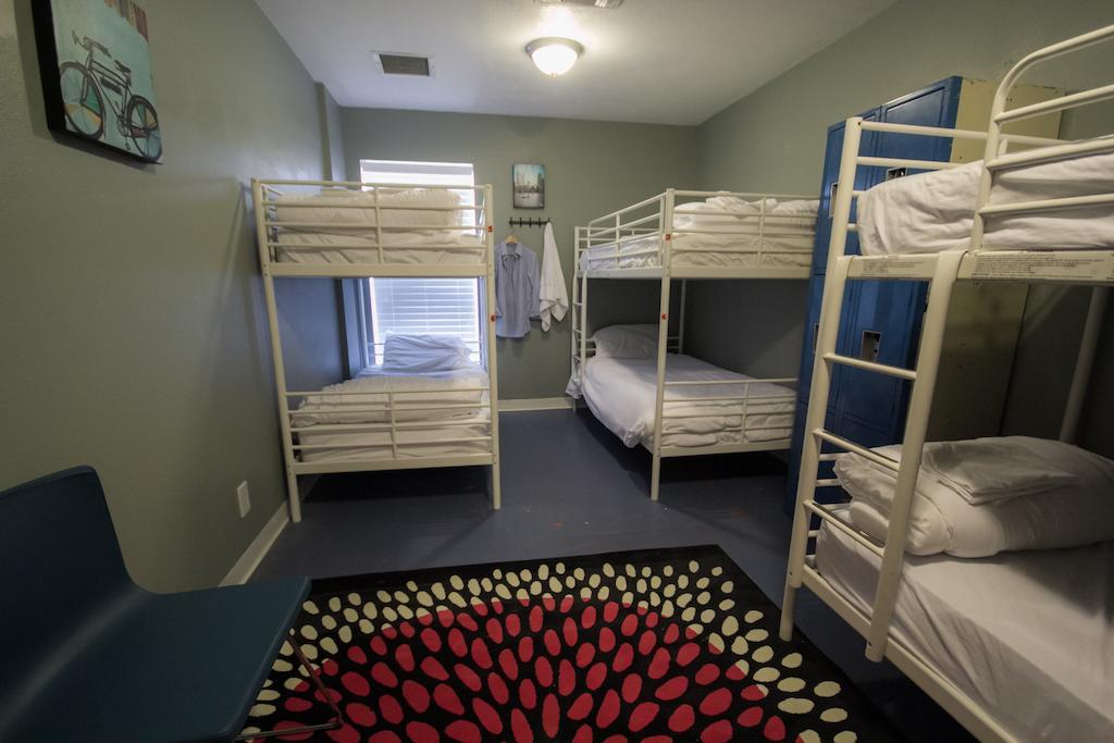 Hi - Hostel *