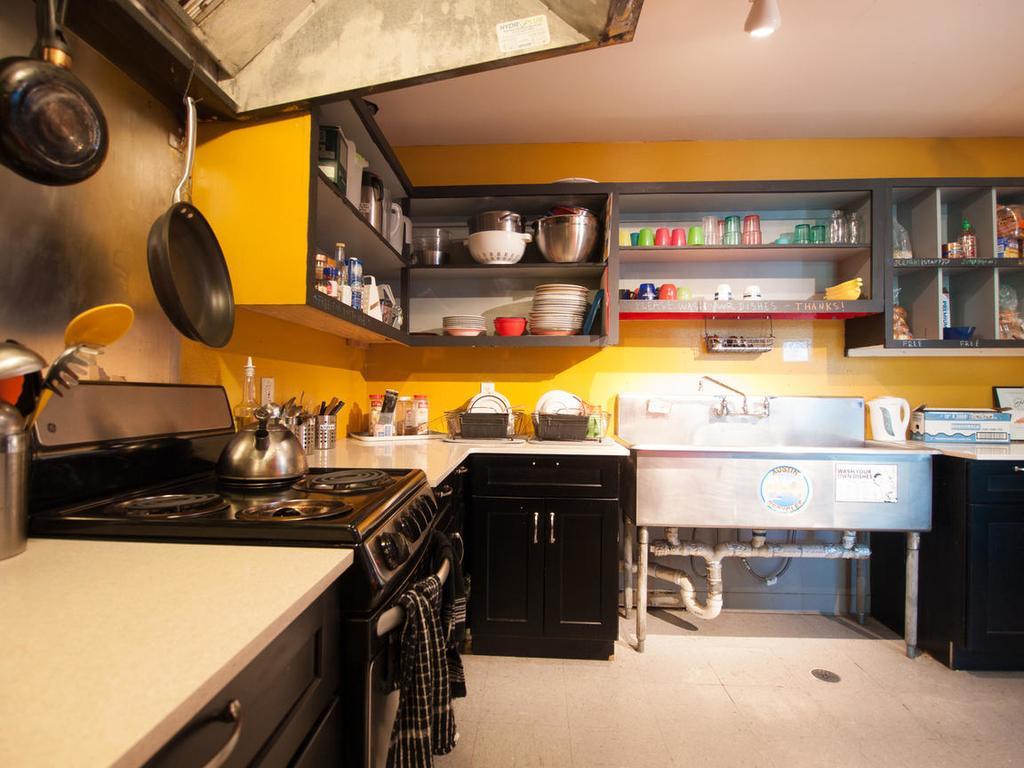 Hostel Hi -