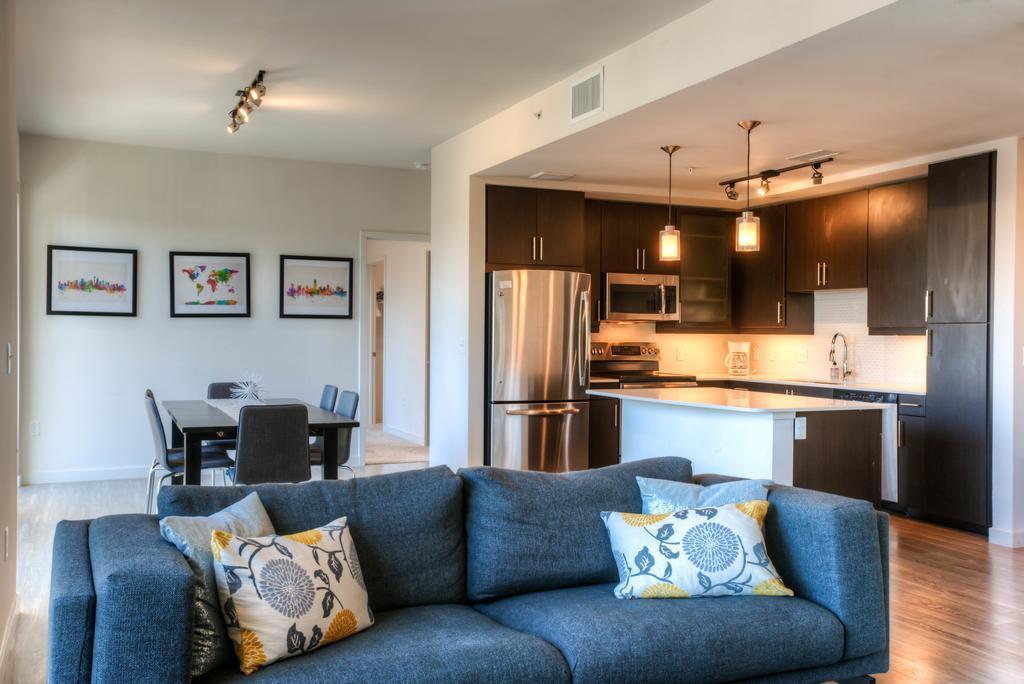 Locale Austin - Rainey Street Apartment
