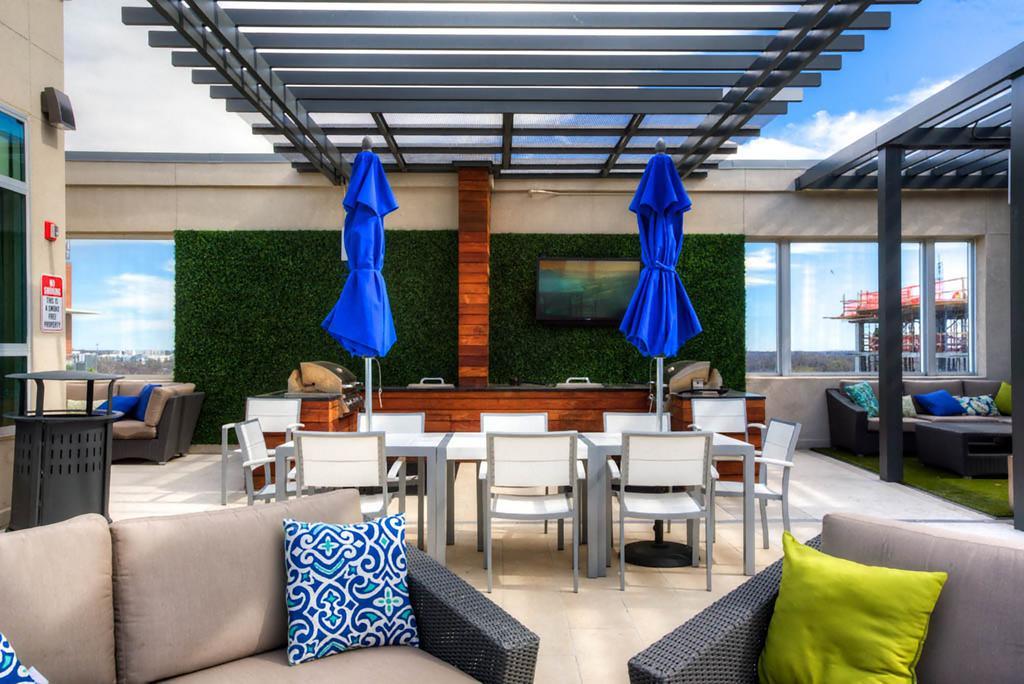 Locale Austin - Rainey Street Apartment