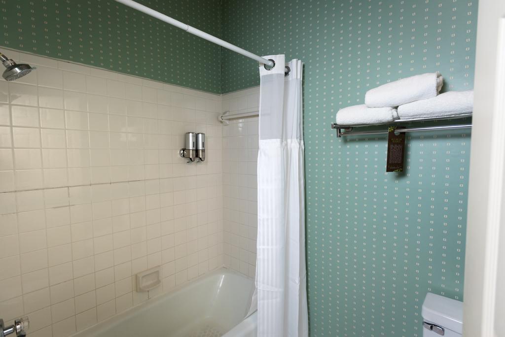 Hotel Habitat Austin