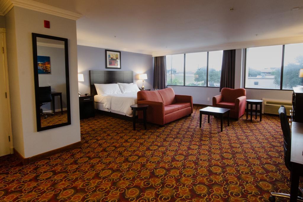 Peers Hotel 3*