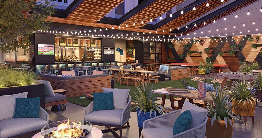 Aloft Downtown Hotel
