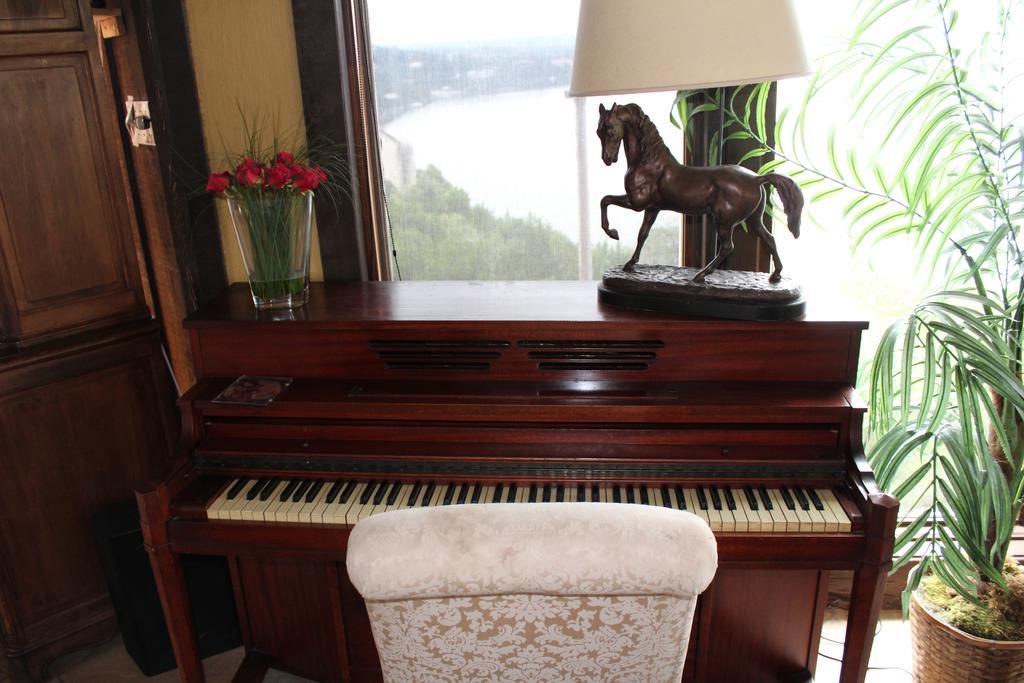La Villa Vista Bed & Breakfast 3*