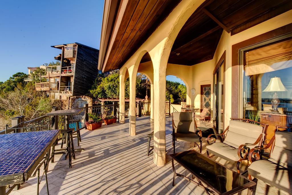 La Villa Vista Bed & Breakfast Austin