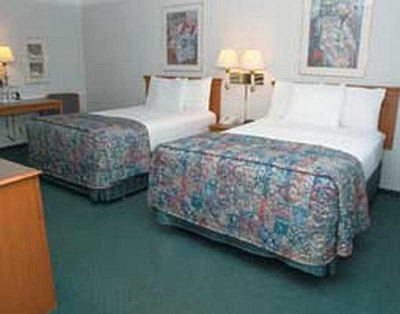 Baymont By Wyndham Area Hotel