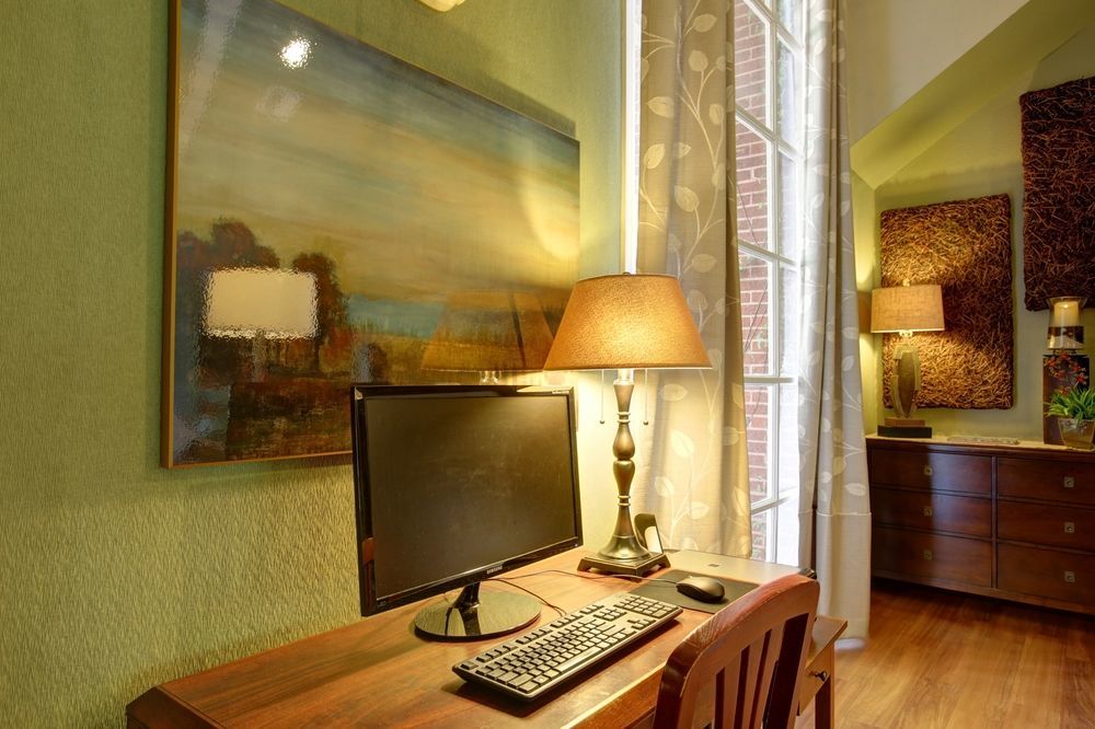 Habitat Hotel 3*