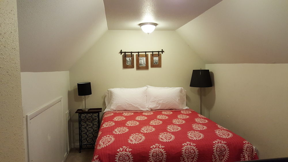 Penthouses At The Railyards Apartment *