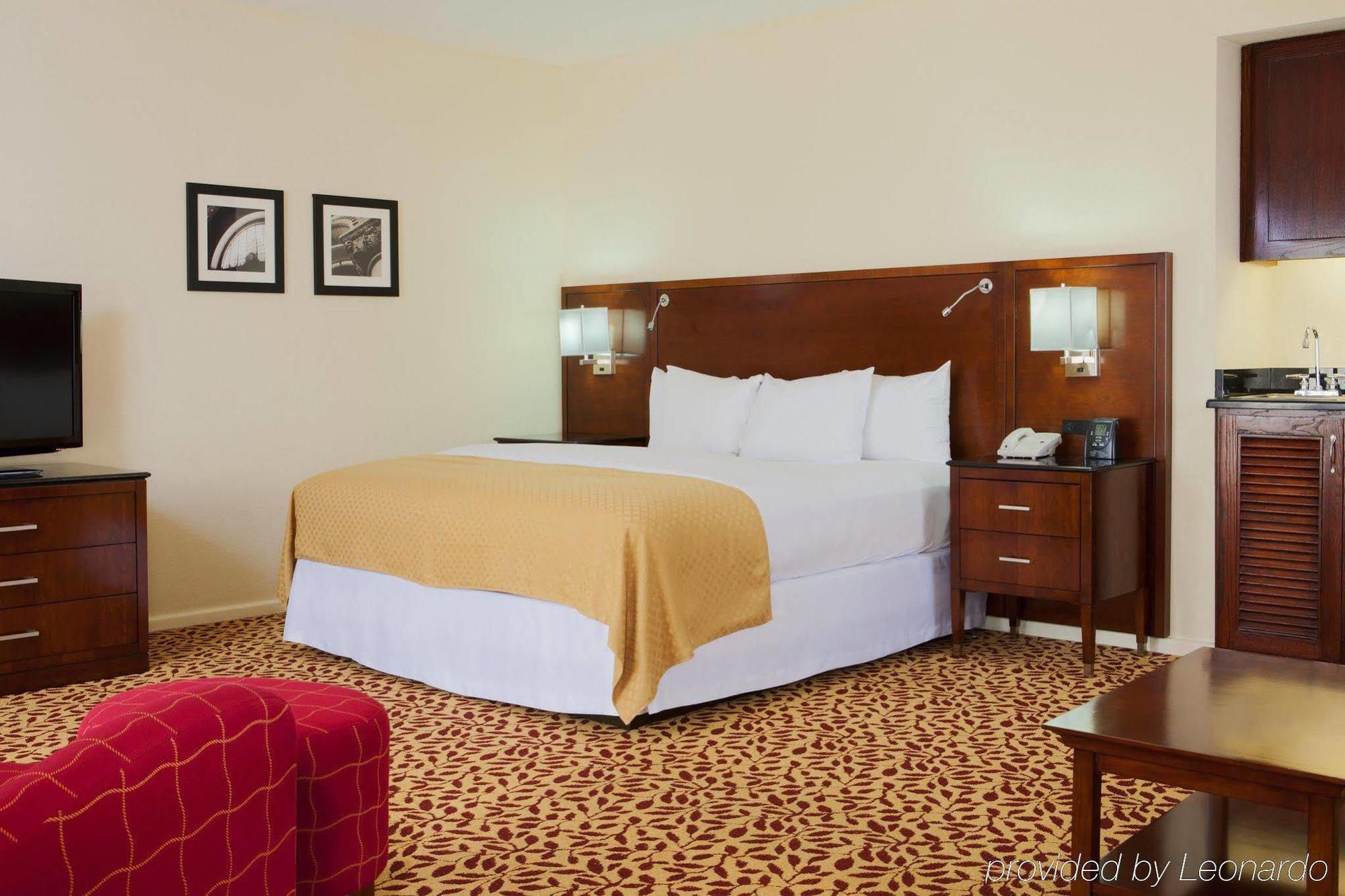 Doubletree By Hilton Hotel 3*