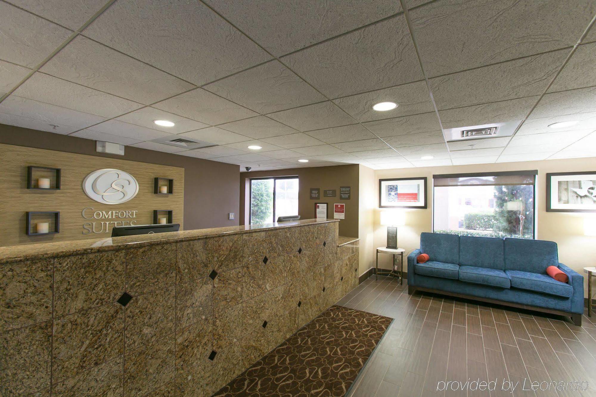 Comfort Nw Lakeline 3*