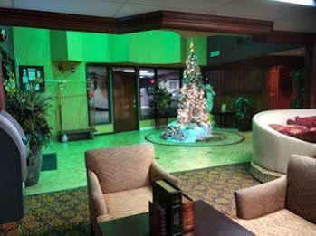 Peers Hotel 3*