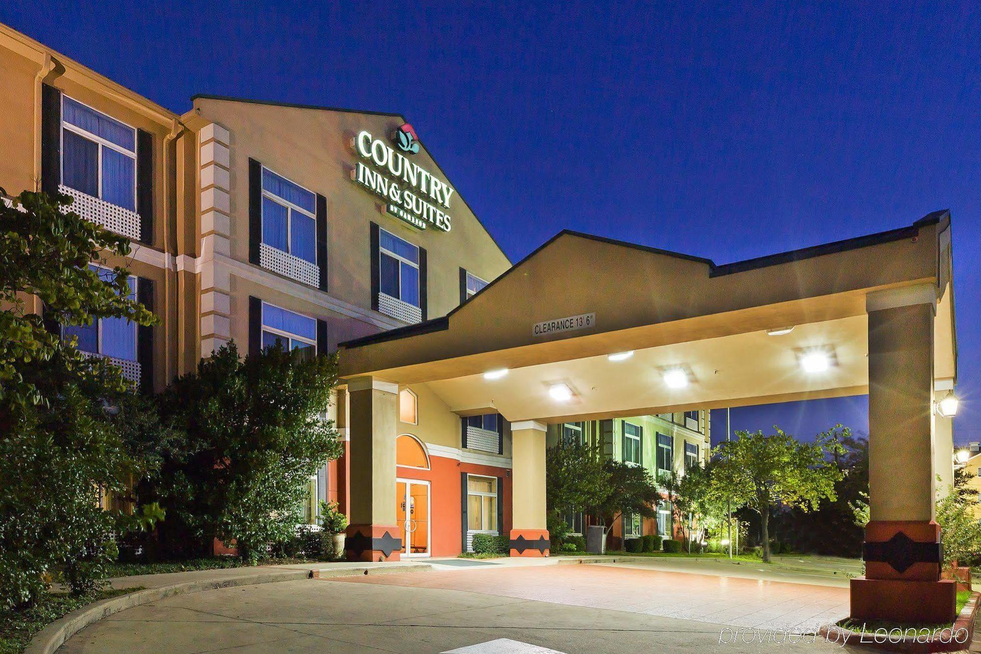 Hotel Country & By Radisson, Austin-university, Tx 3*
