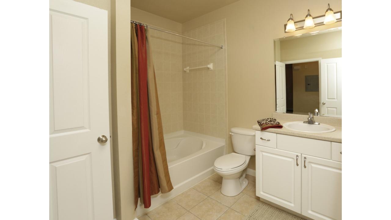 Destination Downtown Apartment *