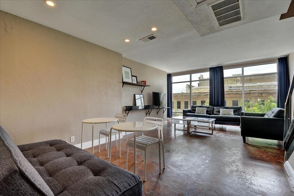 Apartment Littlefield Lofts #304 *