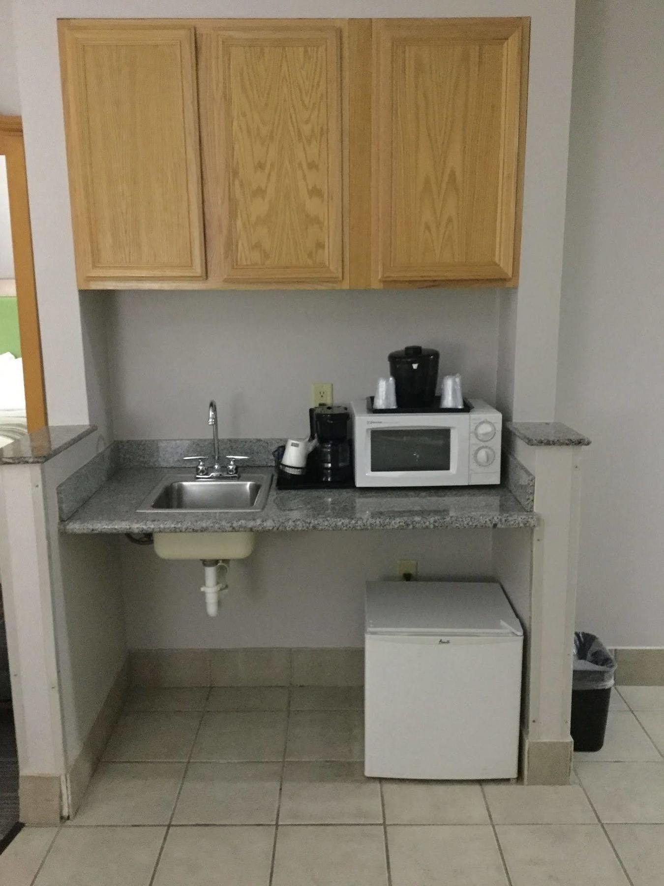 Country & By Radisson, Austin-university, Tx 3*