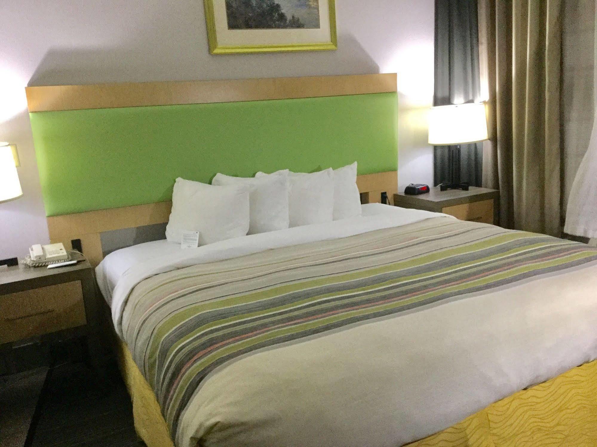 Hotel Country & By Radisson, Austin-university, Tx Austin