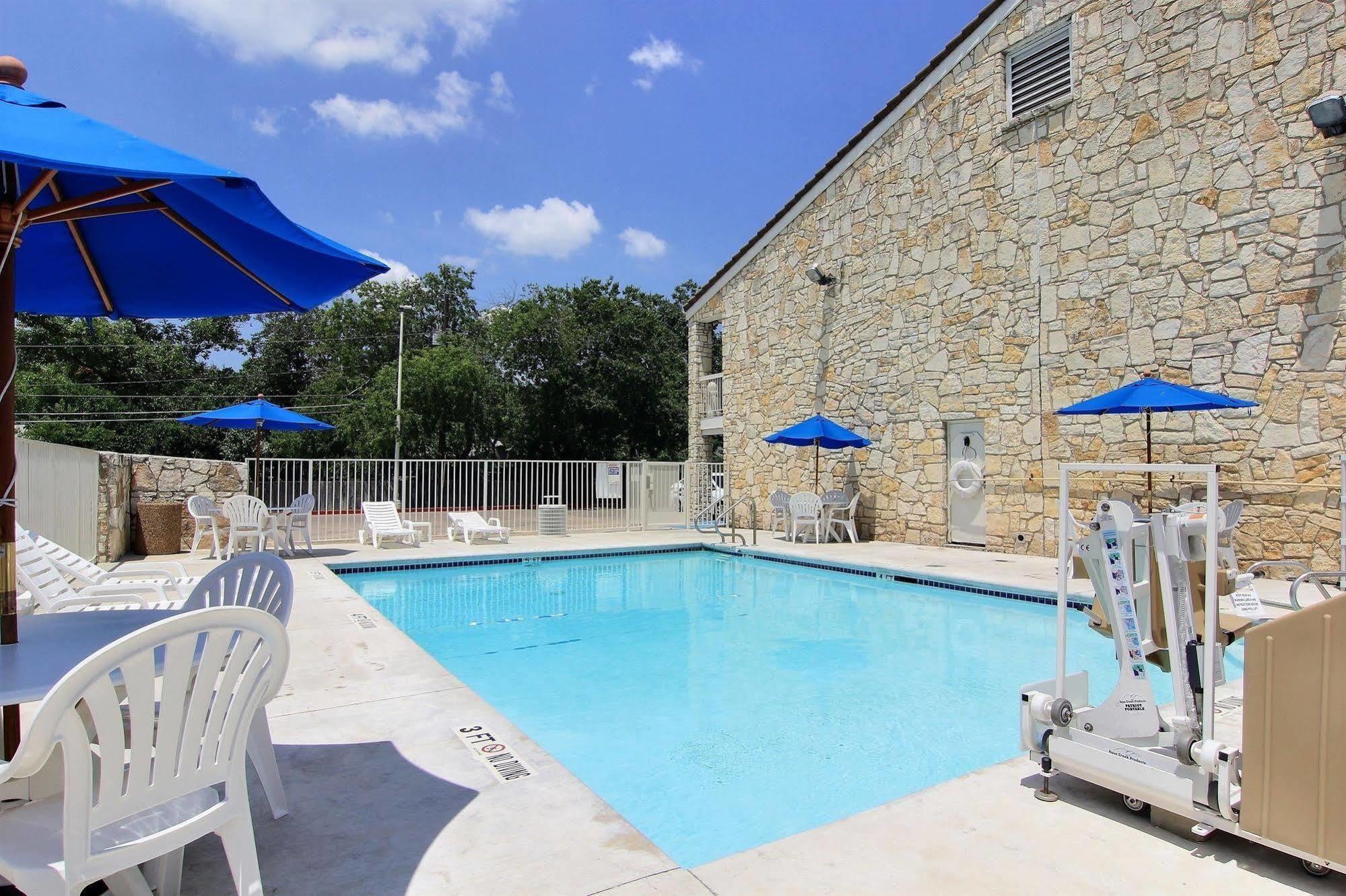 6 Austin, Tx - Downtown Ut 3*