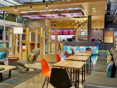 Hotel Aloft Northwest