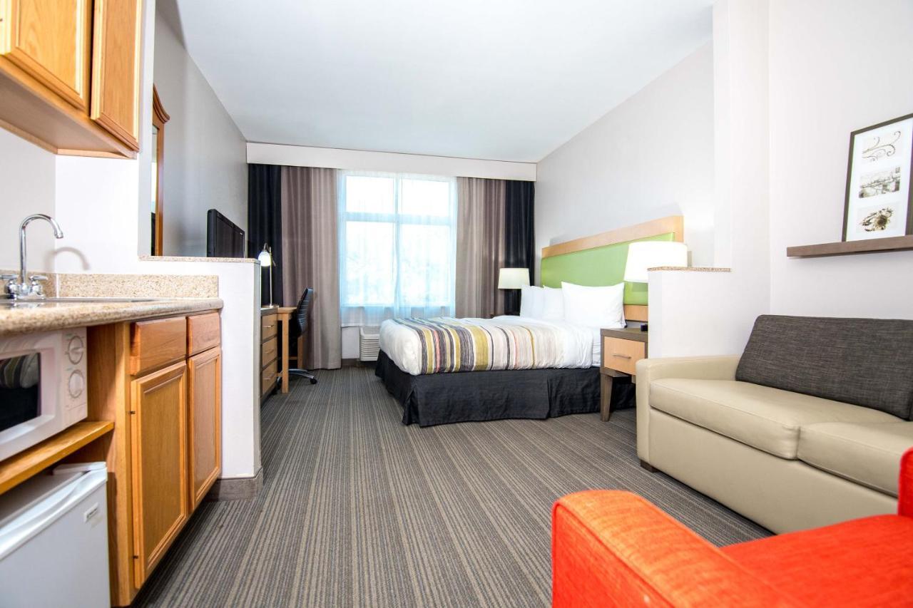 Country & By Radisson, Austin-university, Tx