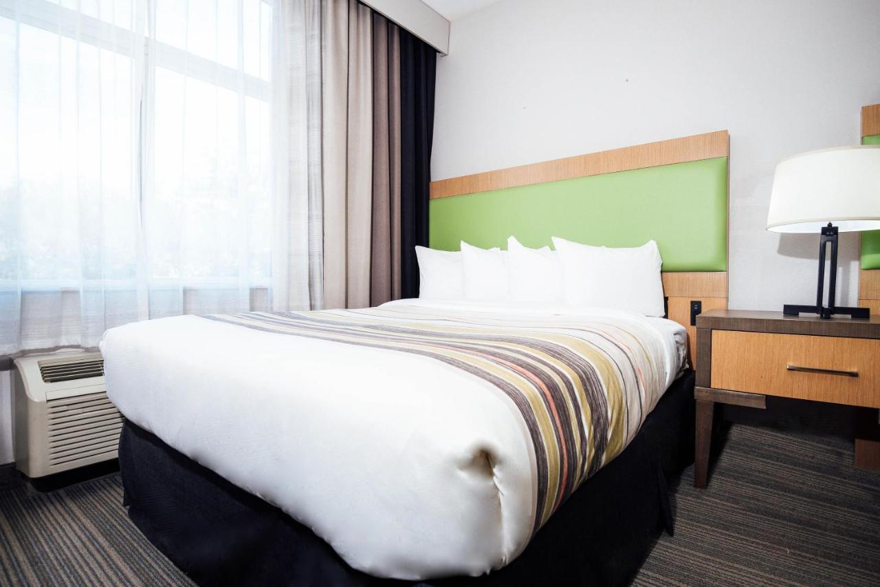 Country & By Radisson, Austin-university, Tx Hotel Austin