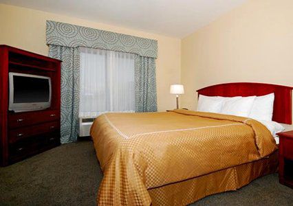 Hotel Comfort Nw Lakeline 3*