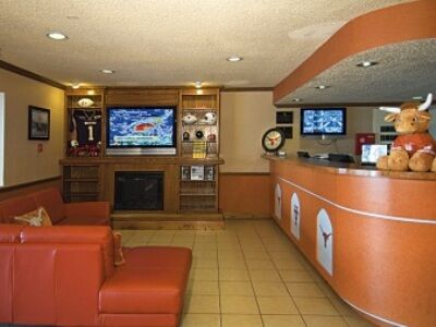 Motel Super 8 By Wyndham University/downtown Area 2*