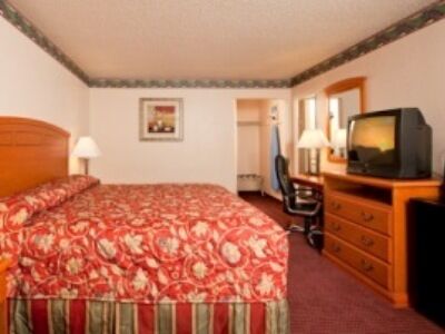Motel Super 8 By Wyndham University/downtown Area