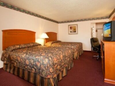 Motel Super 8 By Wyndham University/downtown Area 2*