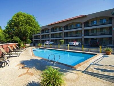 Super 8 By Wyndham University/downtown Area Motel 2*