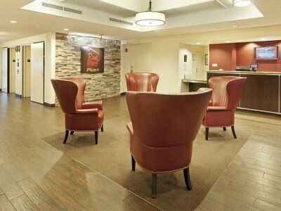 Hotel Red Roof Plus+ South 3*