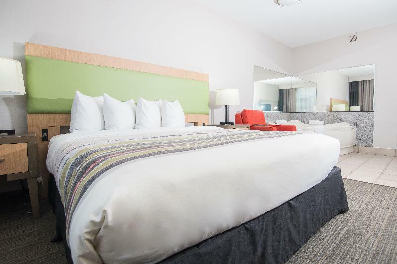 Country & By Radisson, Austin-university, Tx 3* Austin