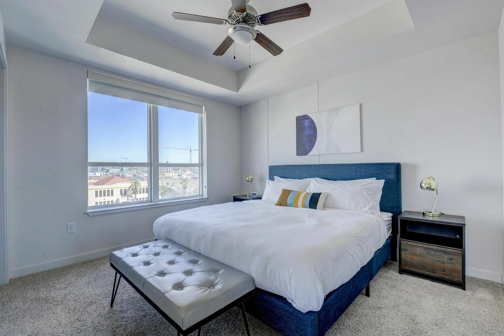Locale Austin - Rainey Street * Austin
