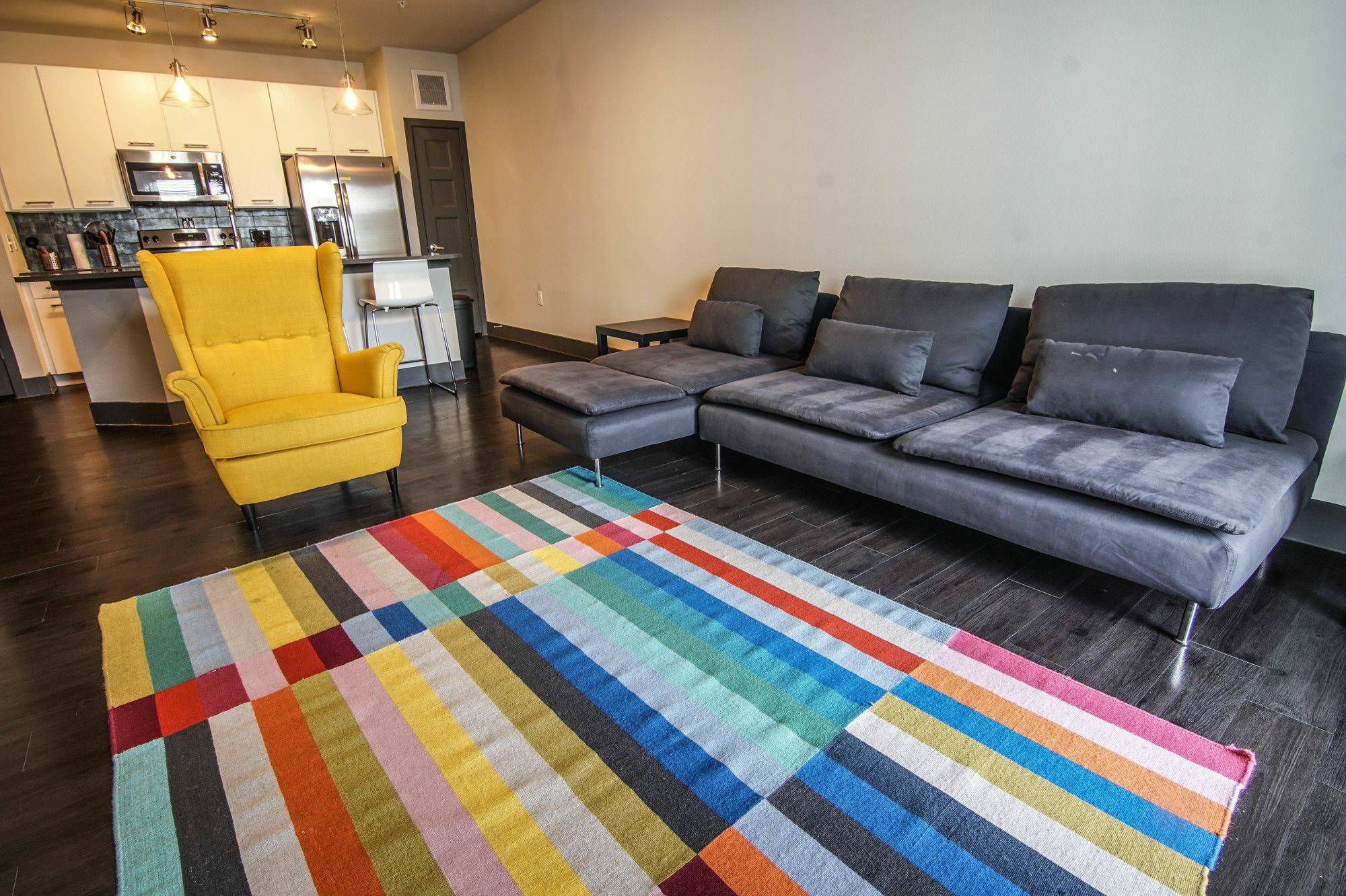 Luxury East Flat Apartment *