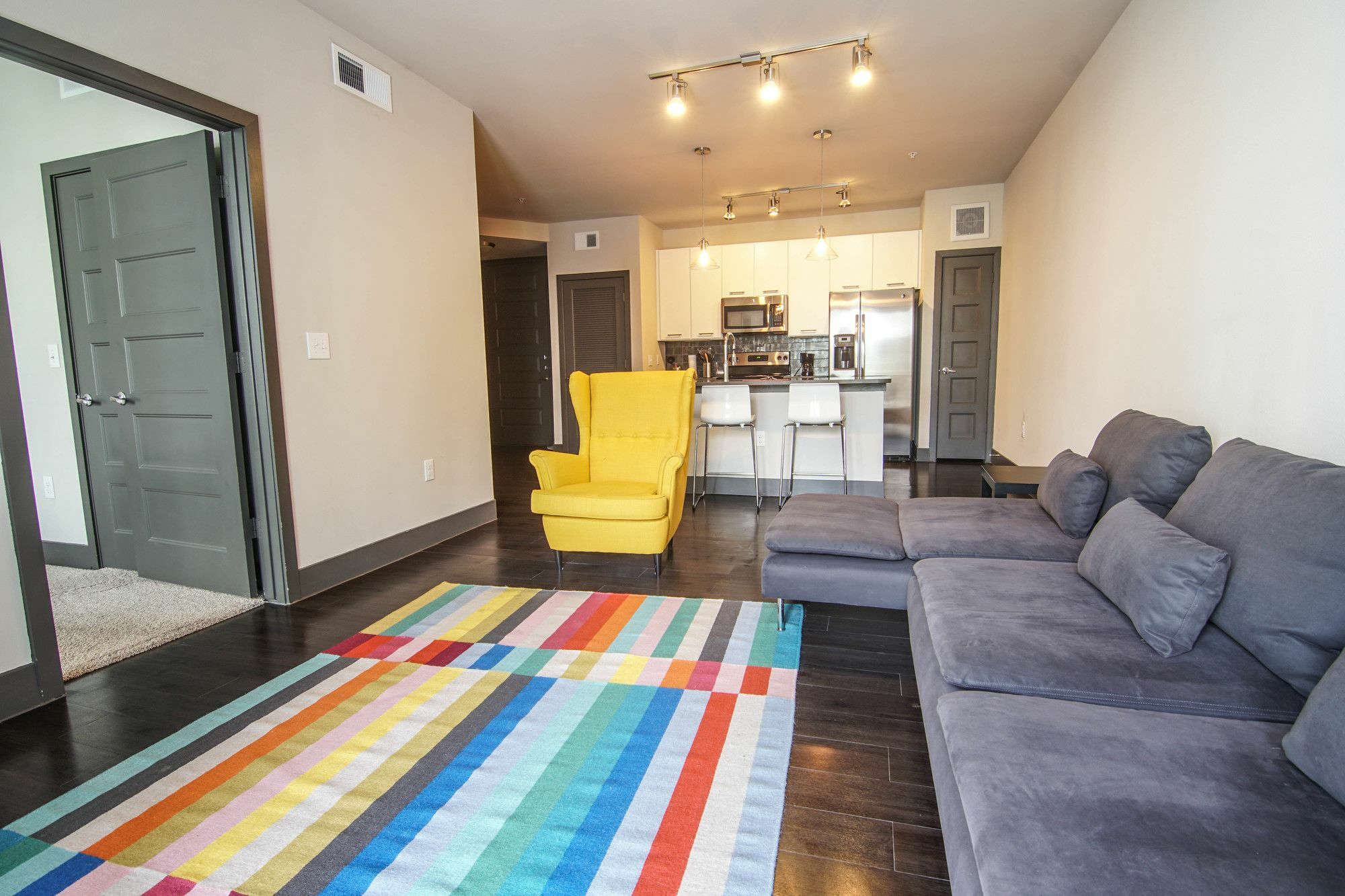 Luxury East Flat Apartment