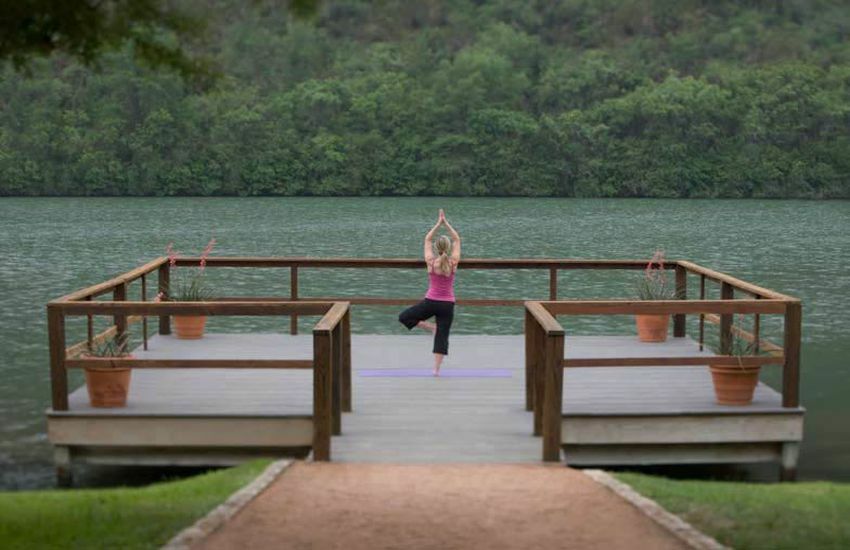 Resort Lake Spa Austin