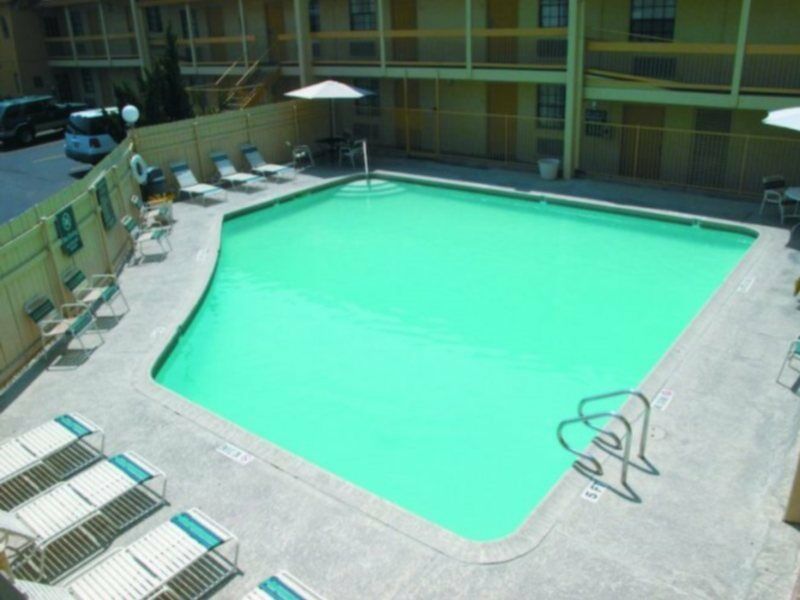 Baymont By Wyndham Area Hotel Austin