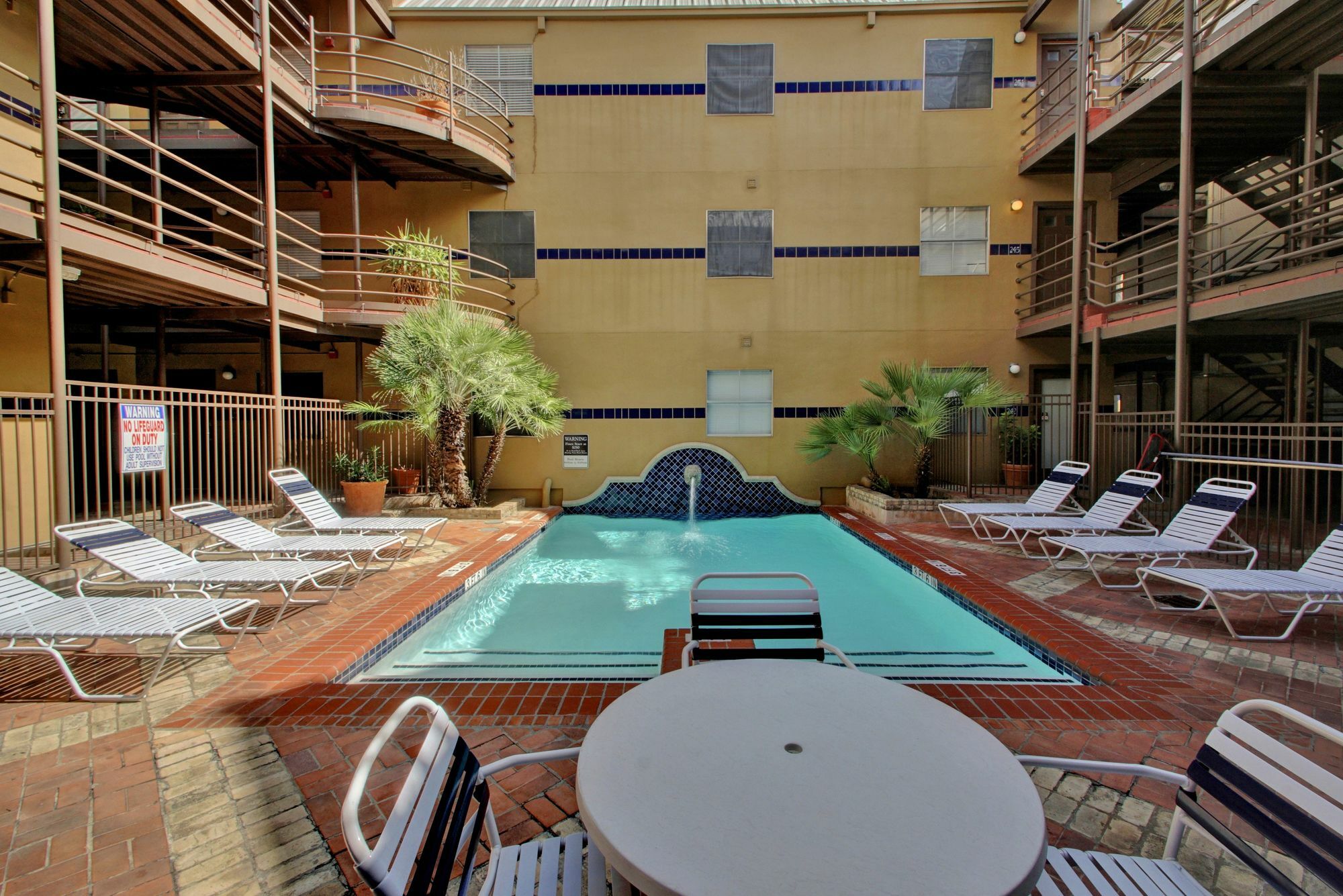 4 Bedroom Penthouse By Austinstays Hotel Austin
