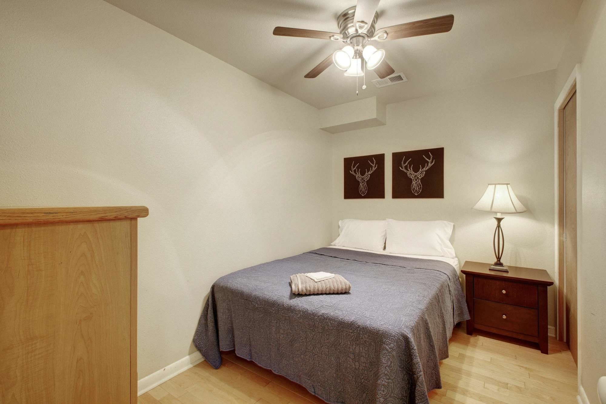 Austinstays 4 Bedroom Downtown Apartment *