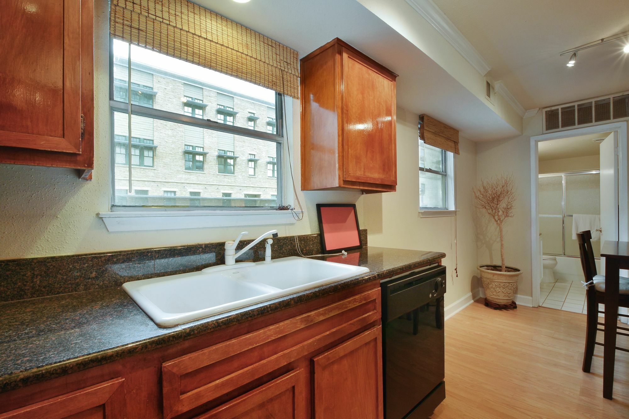 1 Bedroom Downtown Austinstays Austin