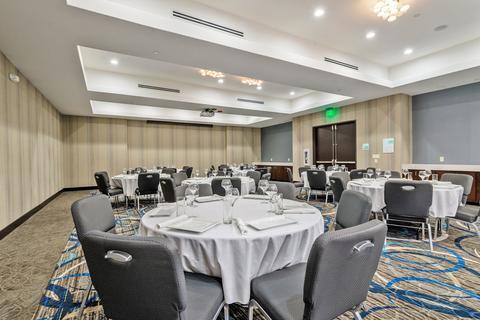 Airport By Ihg Austin