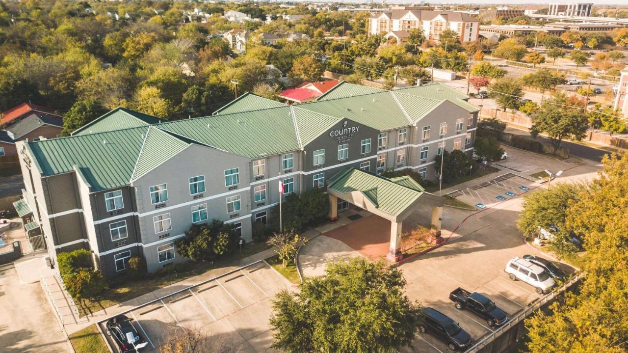 Country & By Radisson, Austin-university, Tx 3* Austin