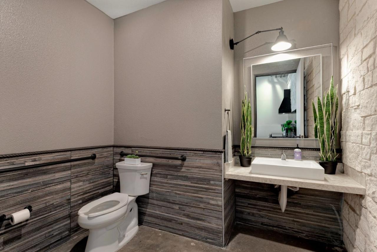 Aparthotel Cahoots Austin