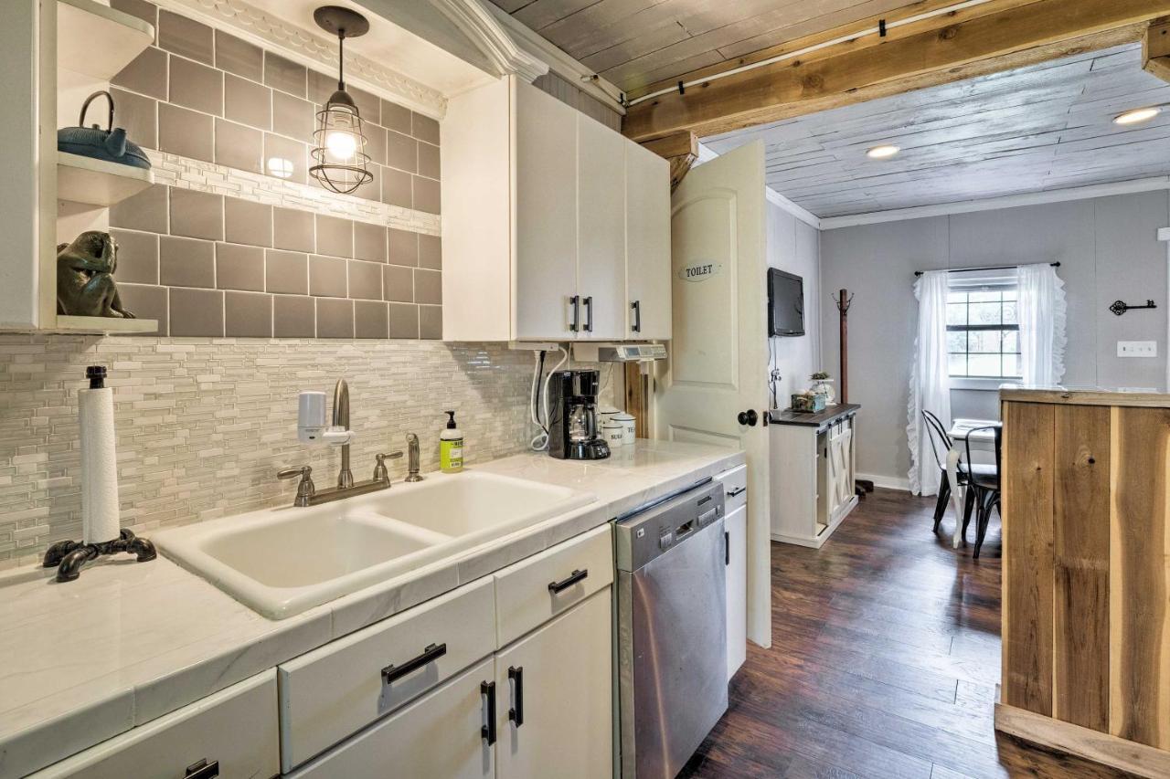 Charming Travis 20mi To Dtwn Holiday home *