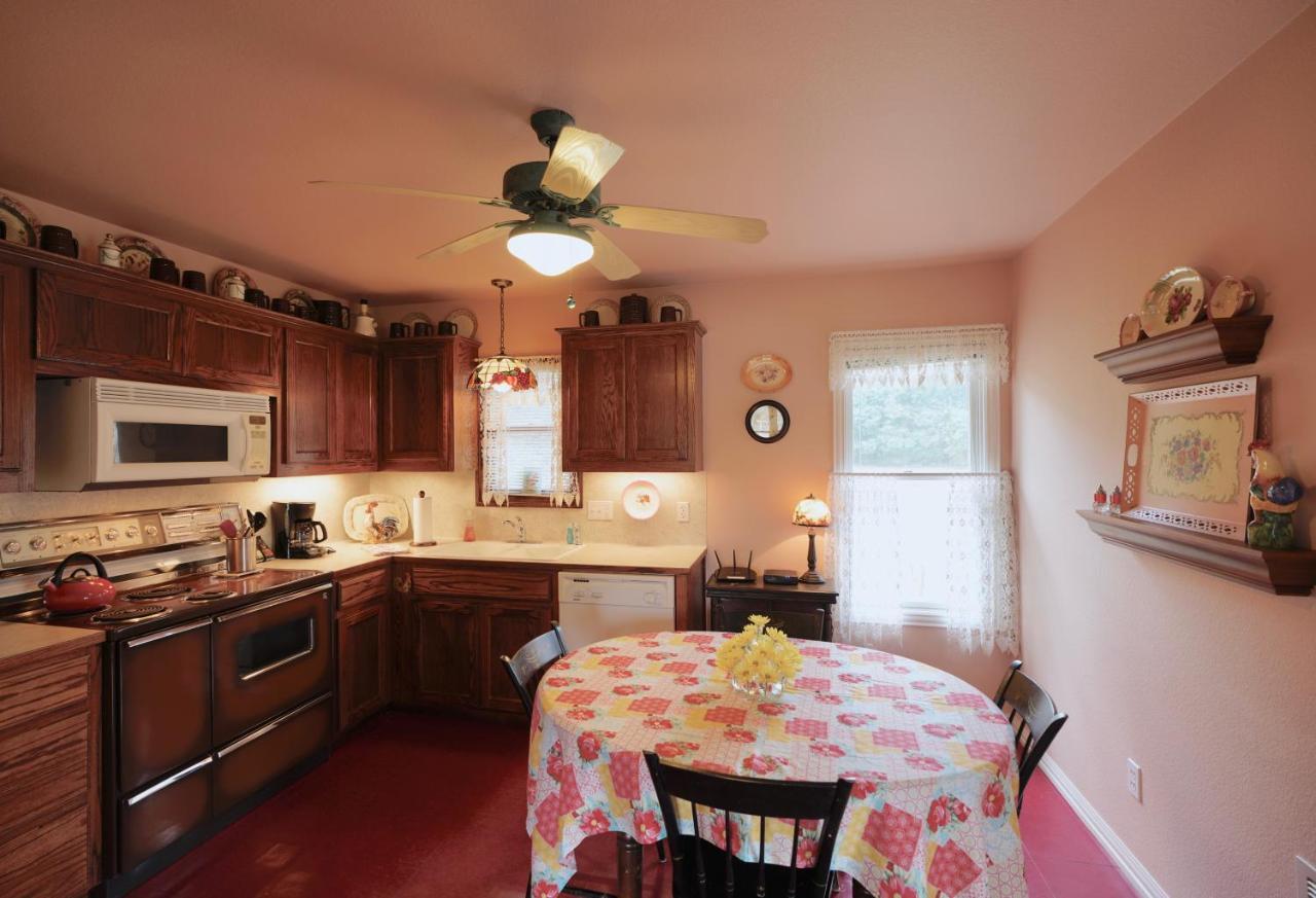 Onion Creek Holiday home *