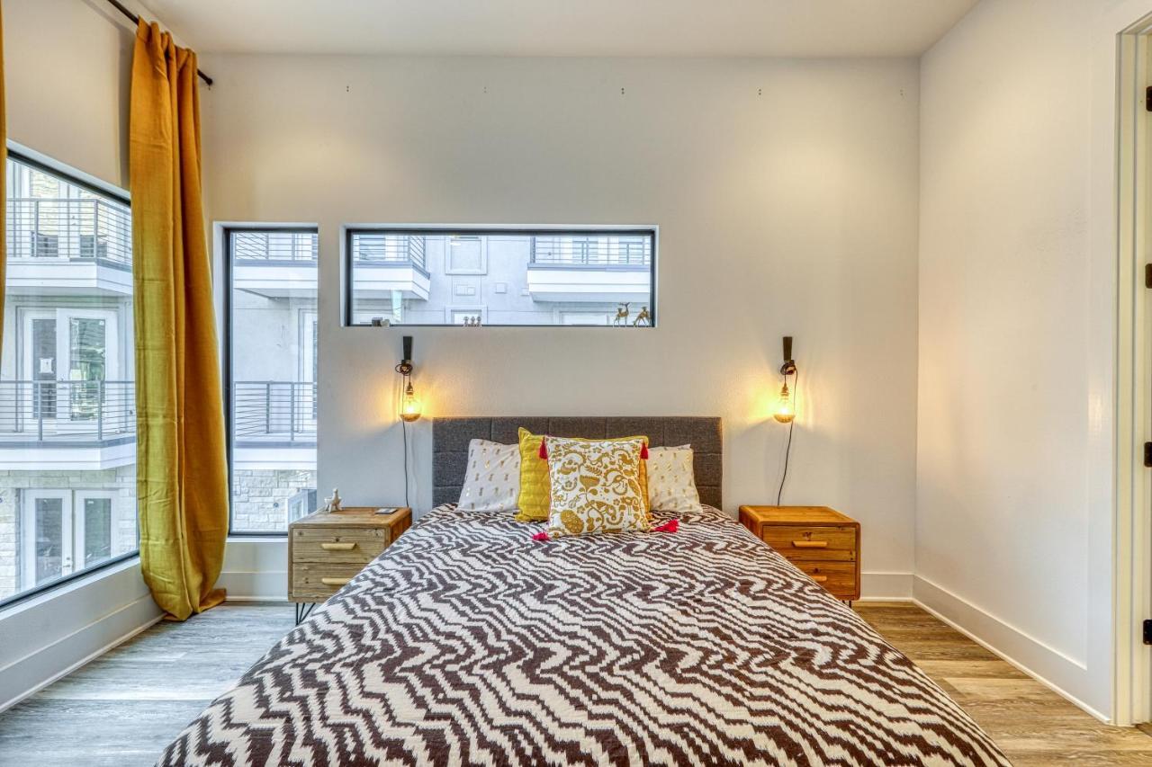Apartment St Johns Austin