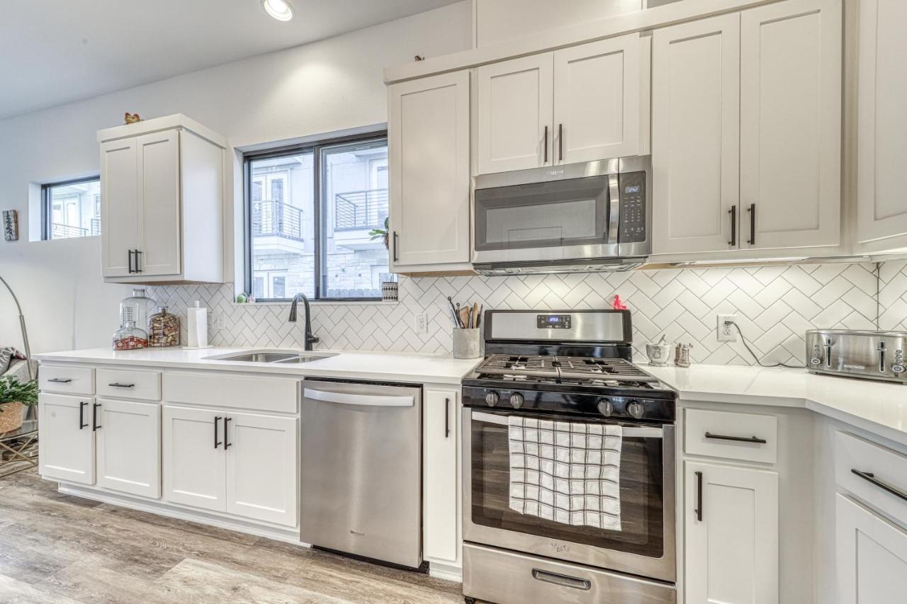 Apartment St Johns Austin