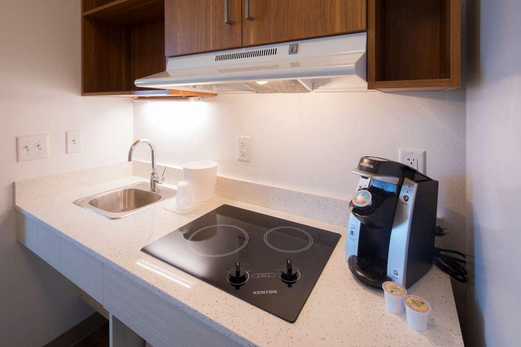 Uptown Extended Tx - Downtown 3*
