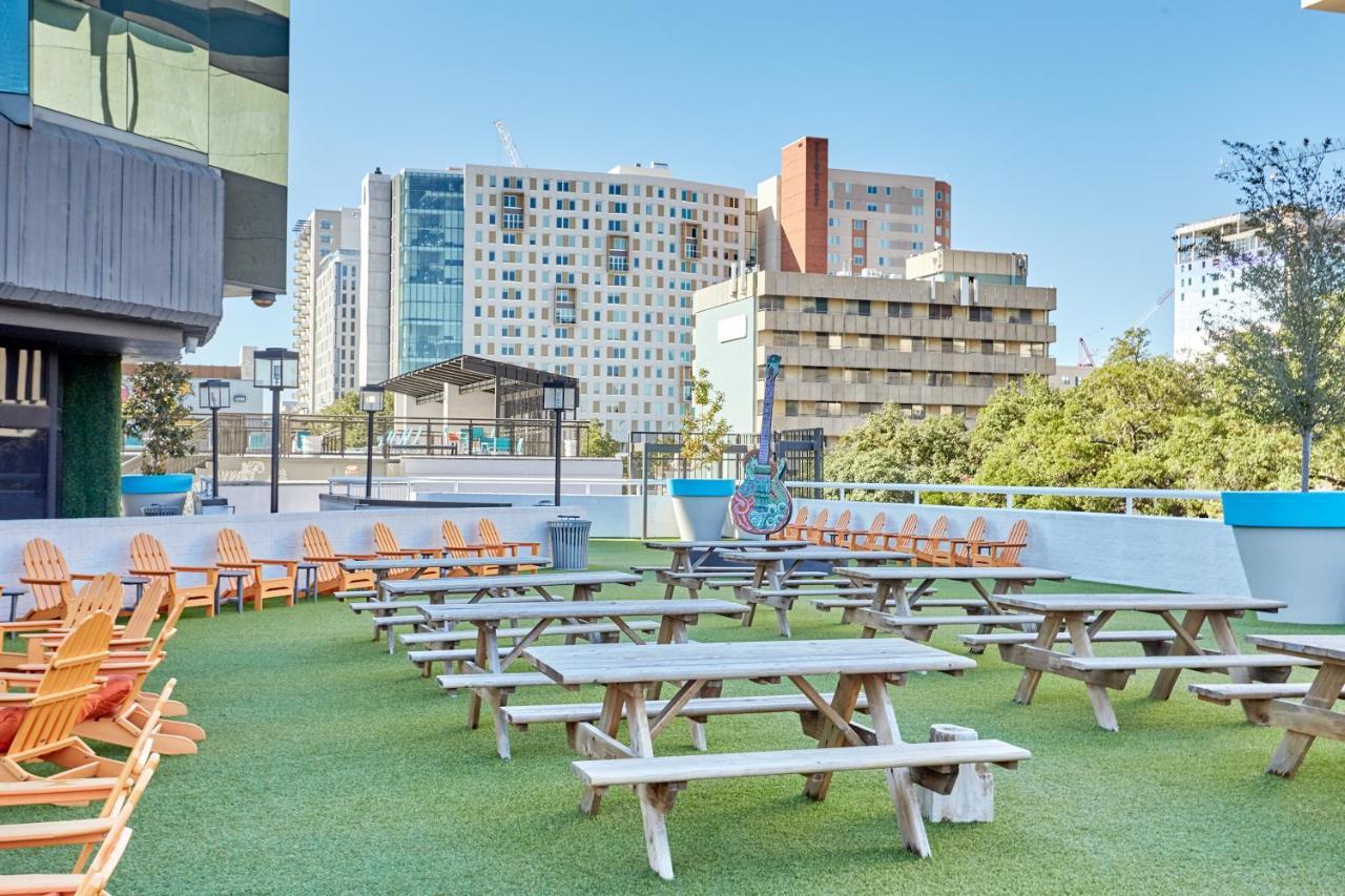 Aparthotel Sonder — Dobie Center 3*
