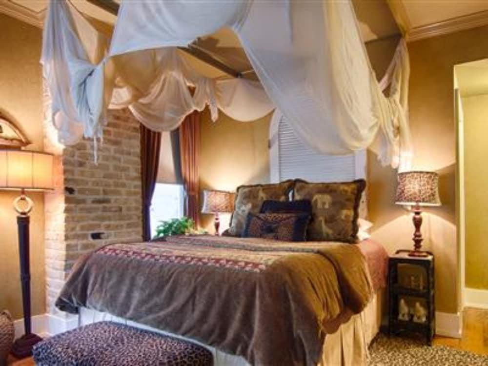 Hotel Austin's At Pearl Street 4*